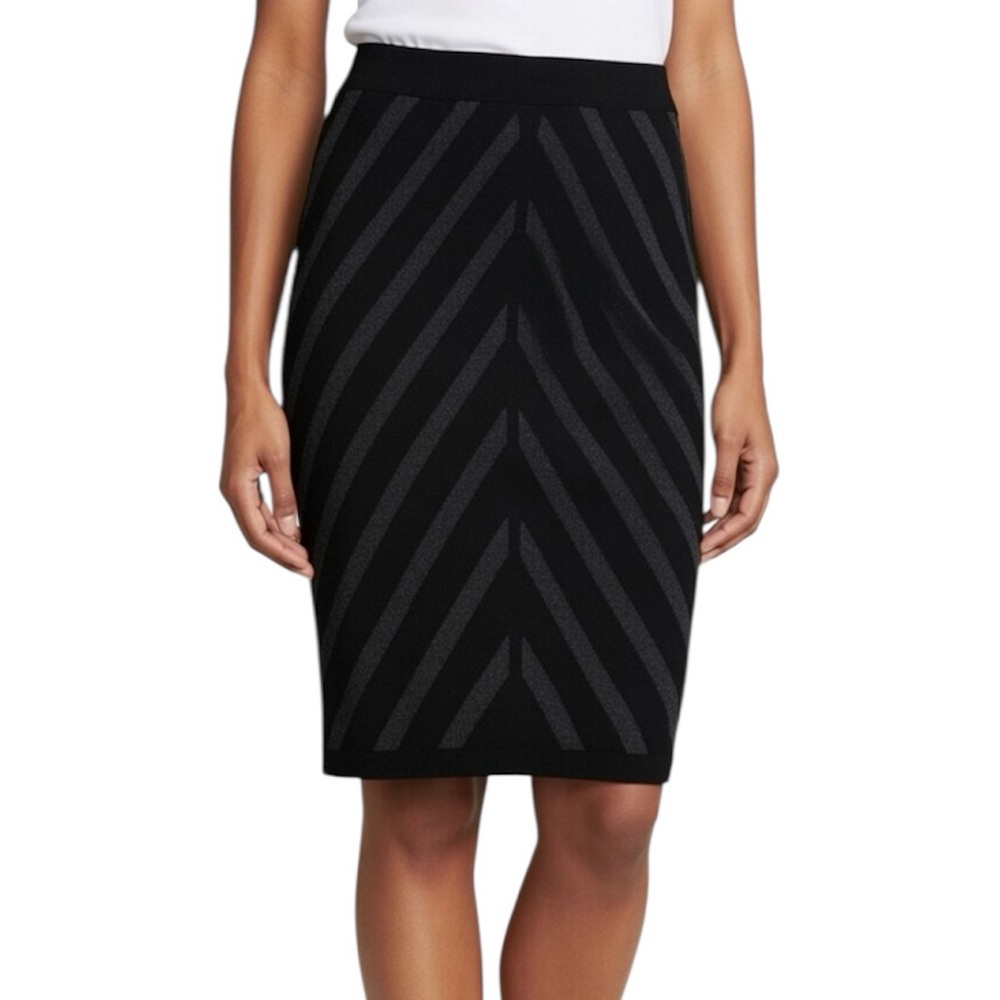 MAX STUDIO Chevron Striped Stretch Pencil Skirt